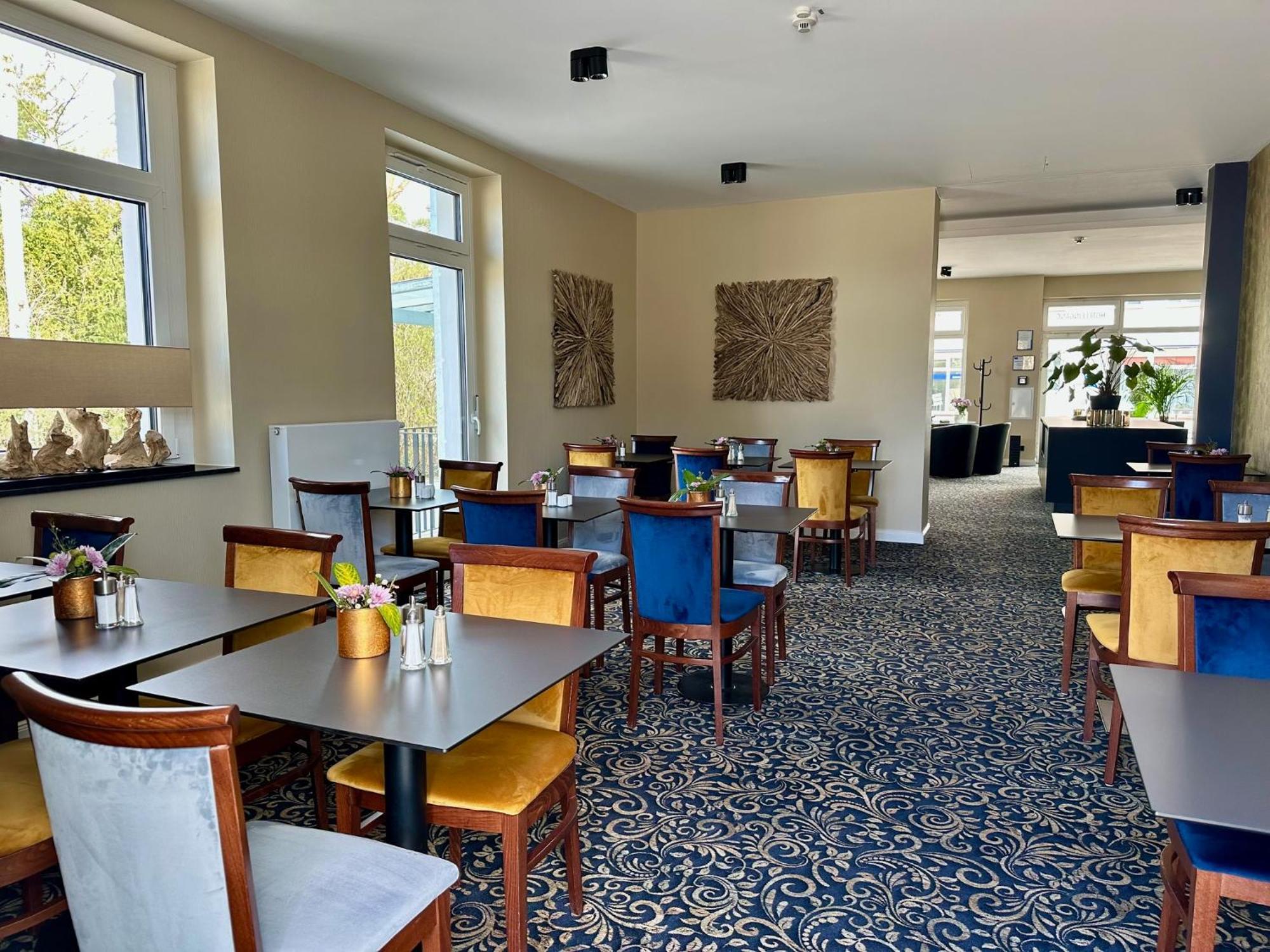 Sandbank Hotel&Appartements Lubmin Buitenkant foto